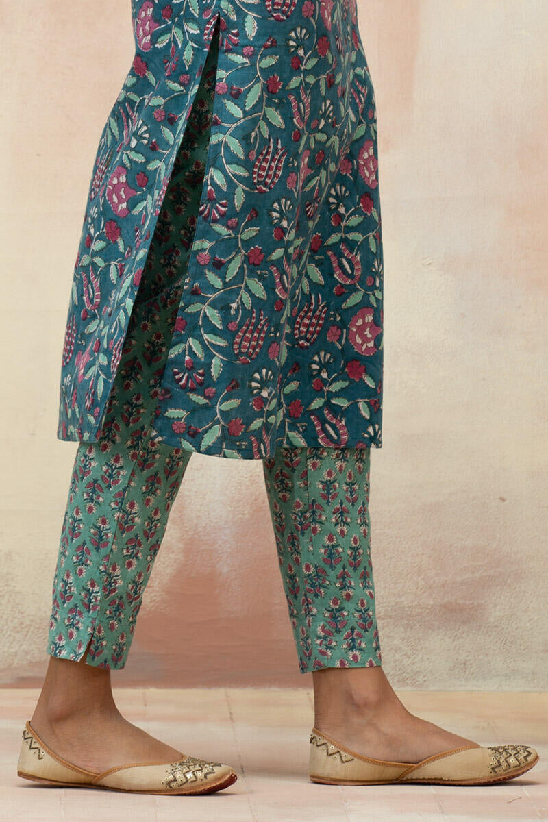 Naadirah Dilnaz Kurta