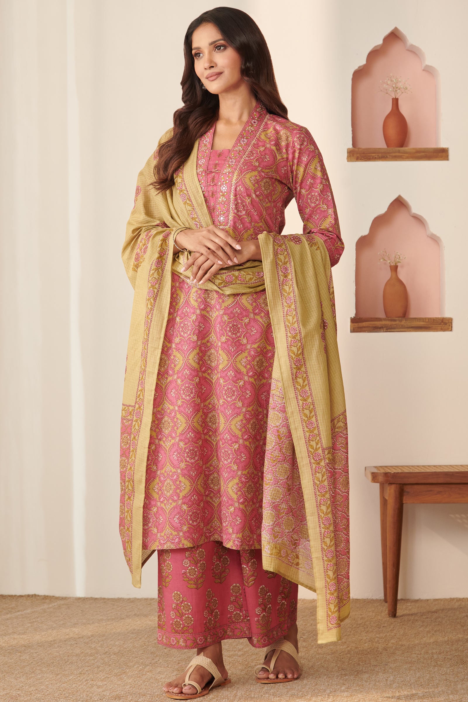 Gauhar Zaaida Sanganeri Kurta