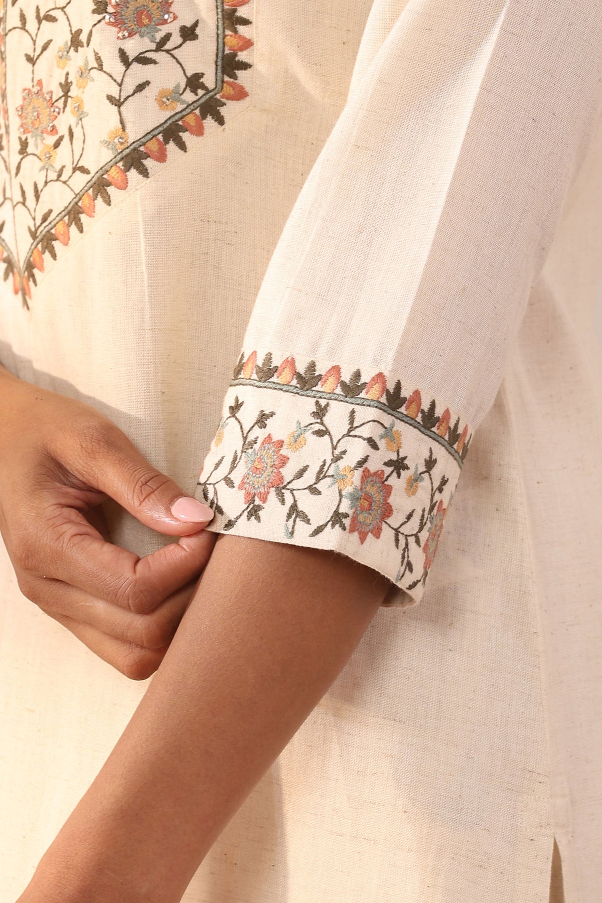 Mehraab Naureen Off White Kurta