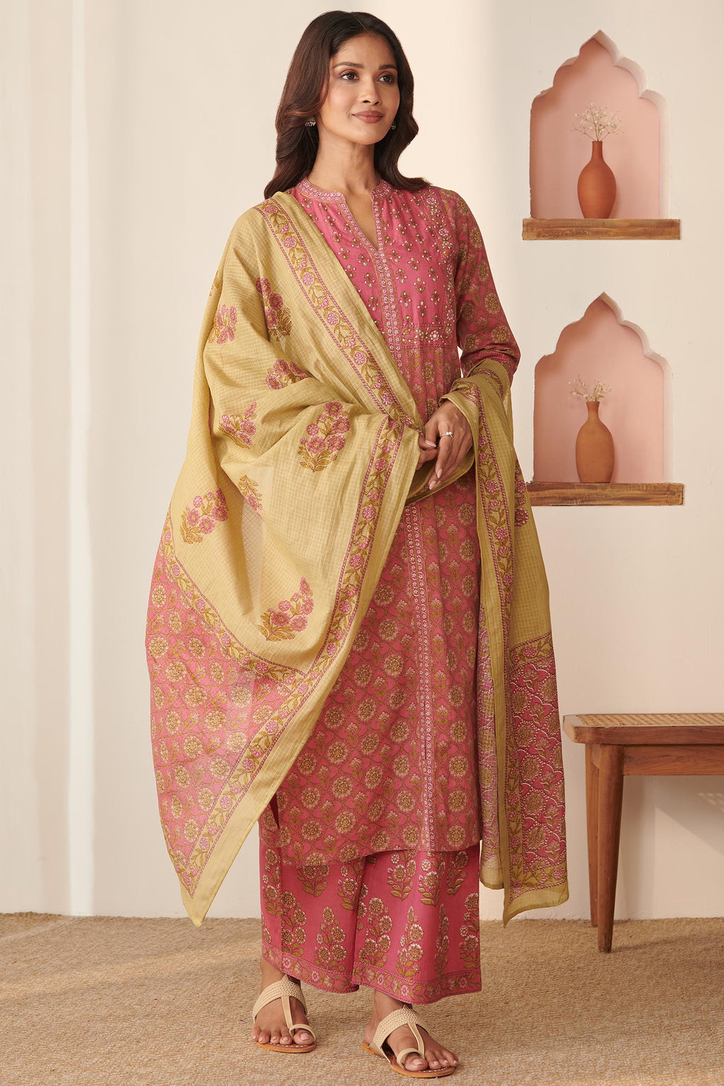 Gauhar Fizah Sanganeri Kurta