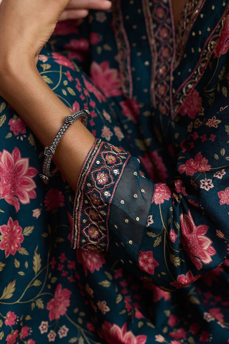 Surplus: Mehrunissa Anaya Kurta