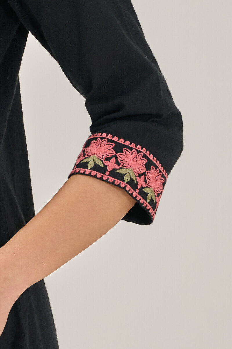 Mehraab Zehnab Kurta