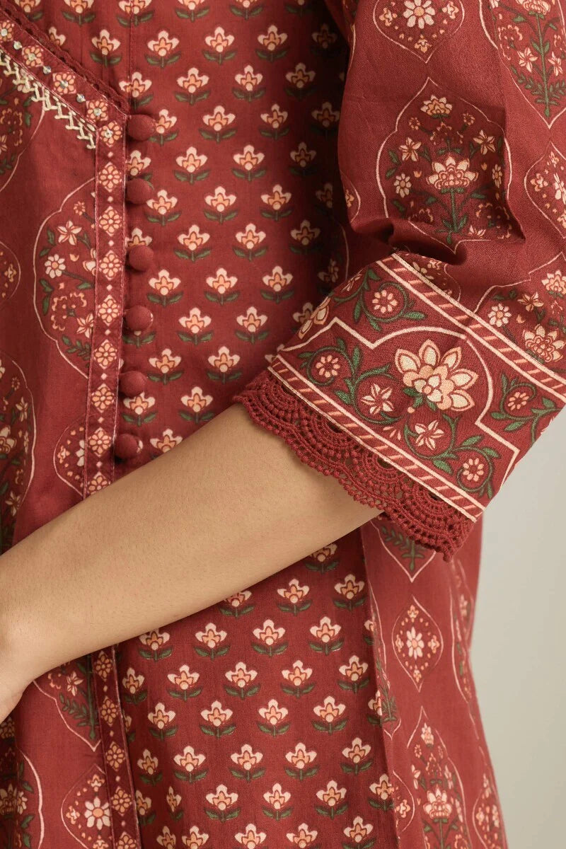 Surplus: Gulraiz Ishrat Sanganeri Kurta