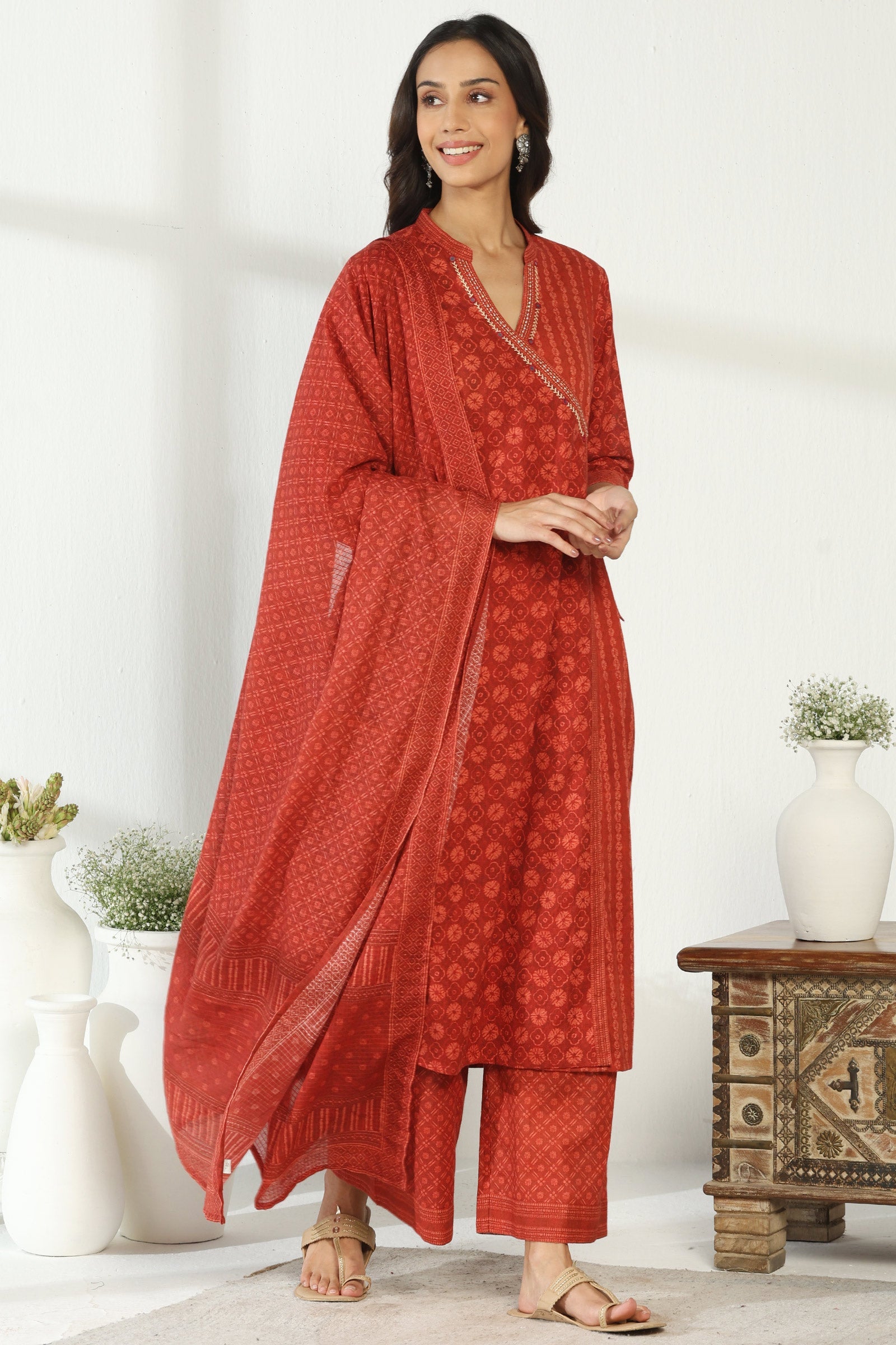 Surplus: Rangrez Saisha Kurta