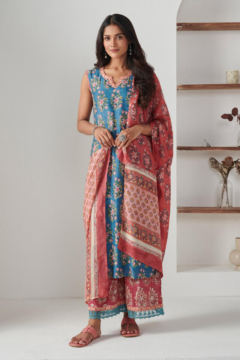 Nasrine Shehnaz Modal Dupatta
