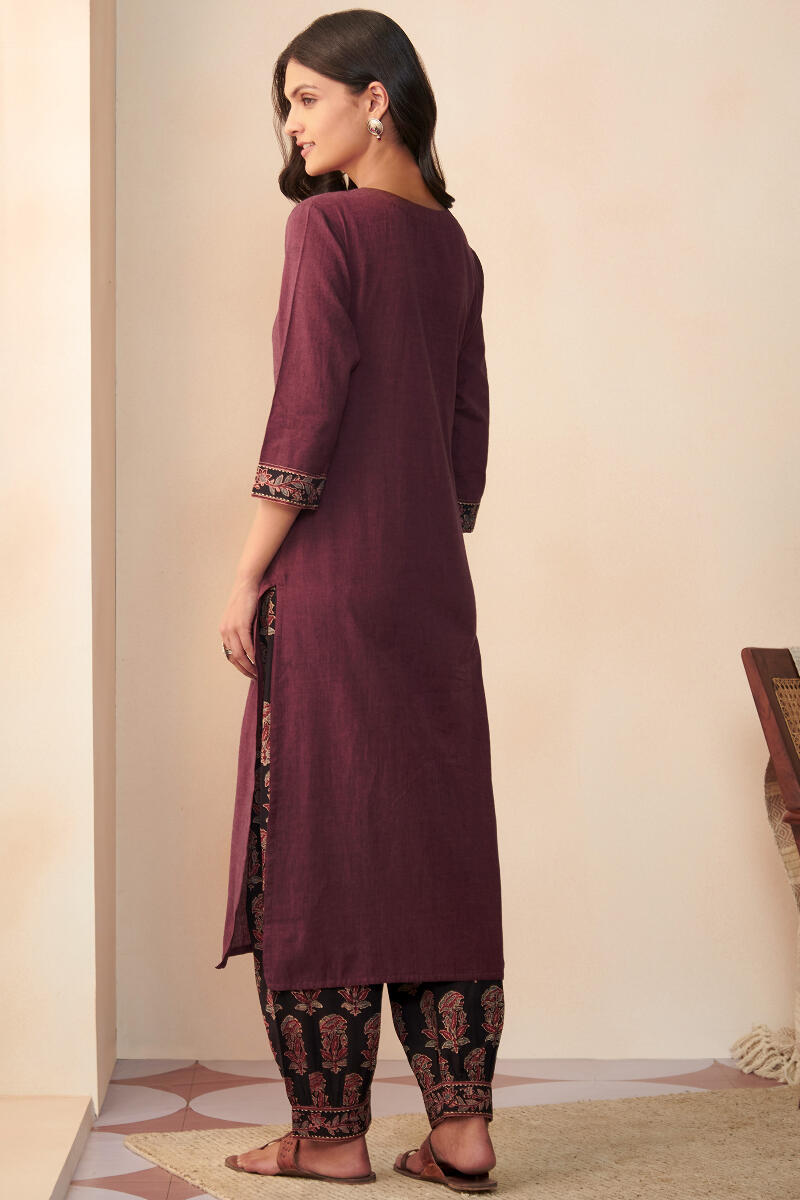 Sehra Gauhar Ajrak Kurta