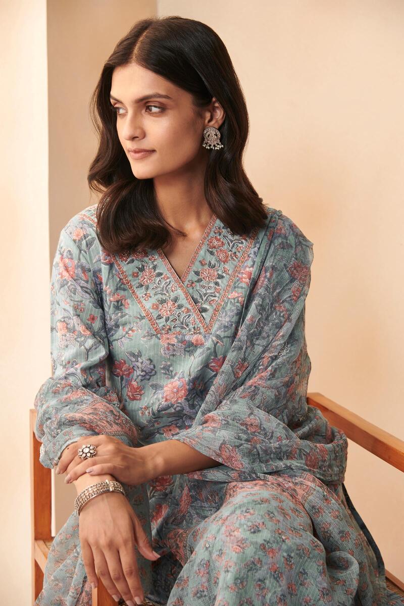 Nasrine Mahi Sanganeri Kurta