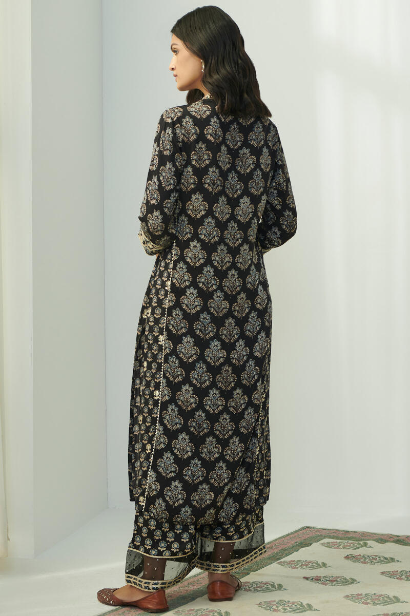 Zubeida Farheen Ajrak Modal Kurta