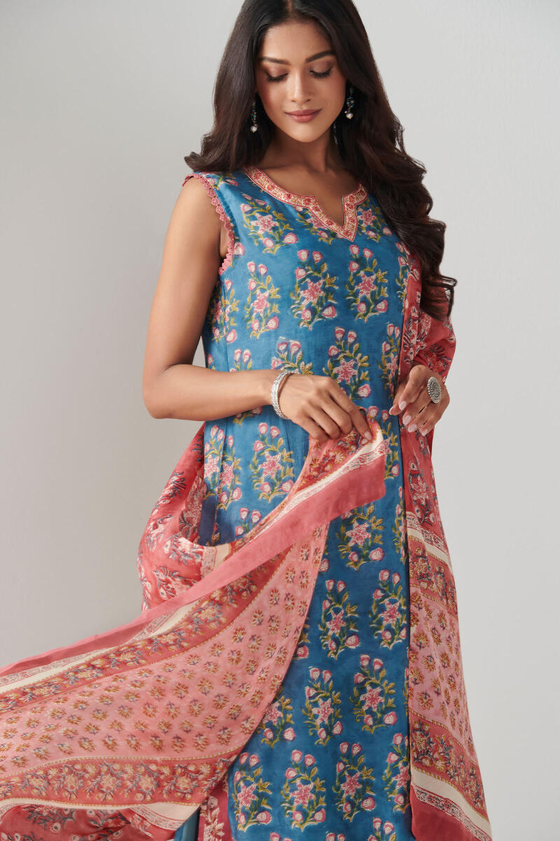 Nasrine Zahida Sanganeri Modal Kurta