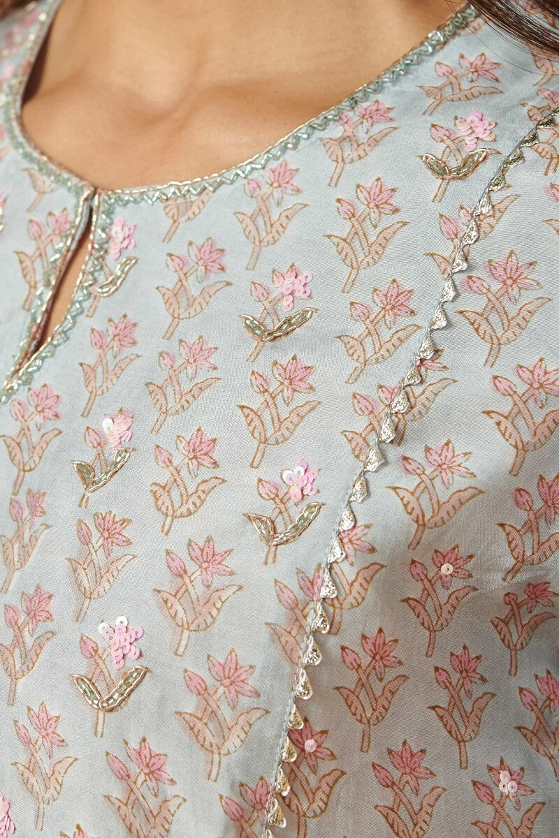 Shirin Mehnaaz Sanganeri Modal Kurta