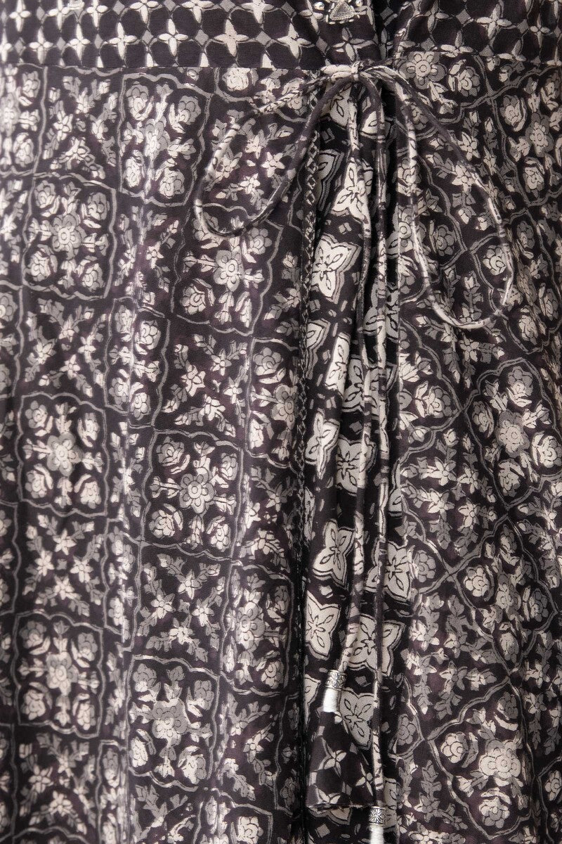 Sehra Nuzakat Bagru Kurta