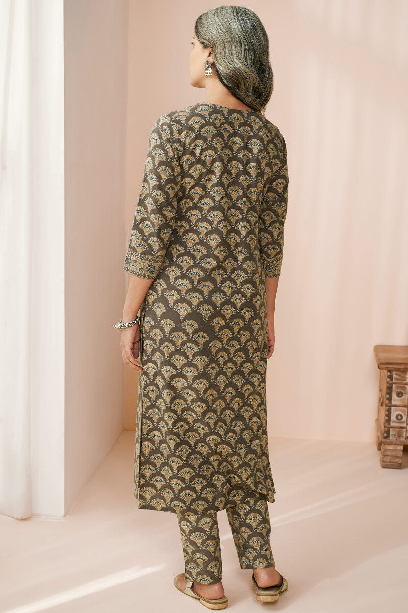 Sehra Zoya Ajrak Kurta