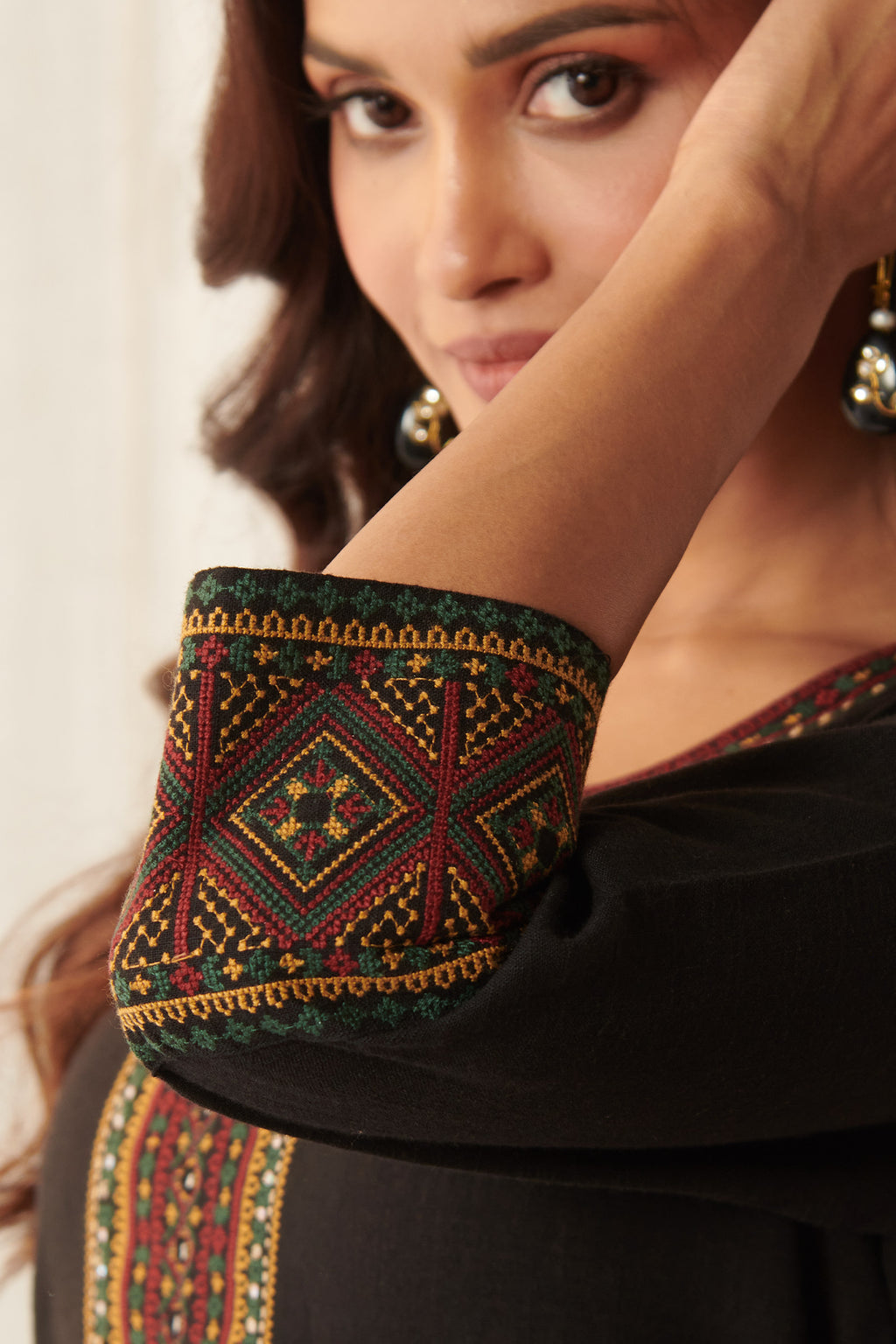 Mehraab Nahiza Black Kurta
