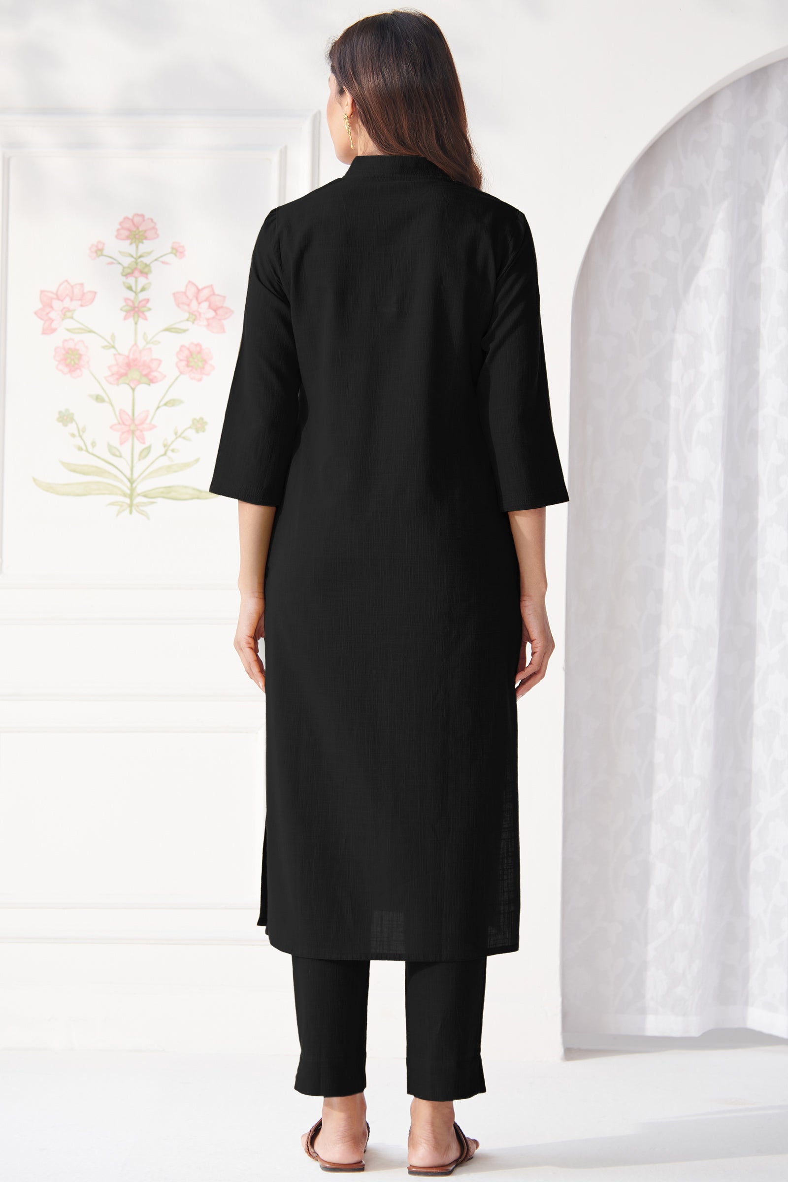 Surplus: Roza Shaira Black Kurta