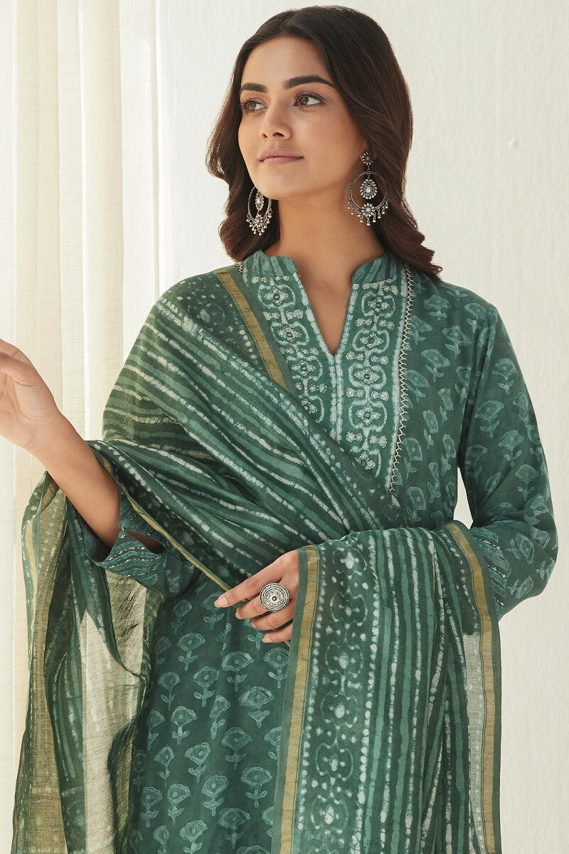 Surplus: Sehra Raahat Dabu Kurta