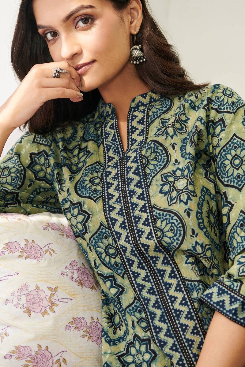 Sehra Tara Ajrak Top