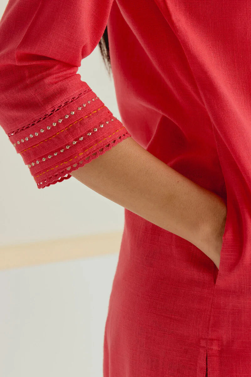 Surplus: Roza Bano Kurta