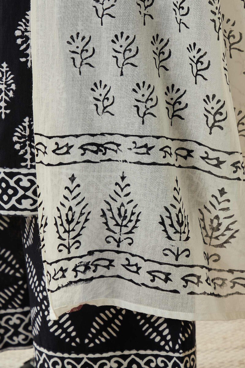 Mirza Ameera Dupatta