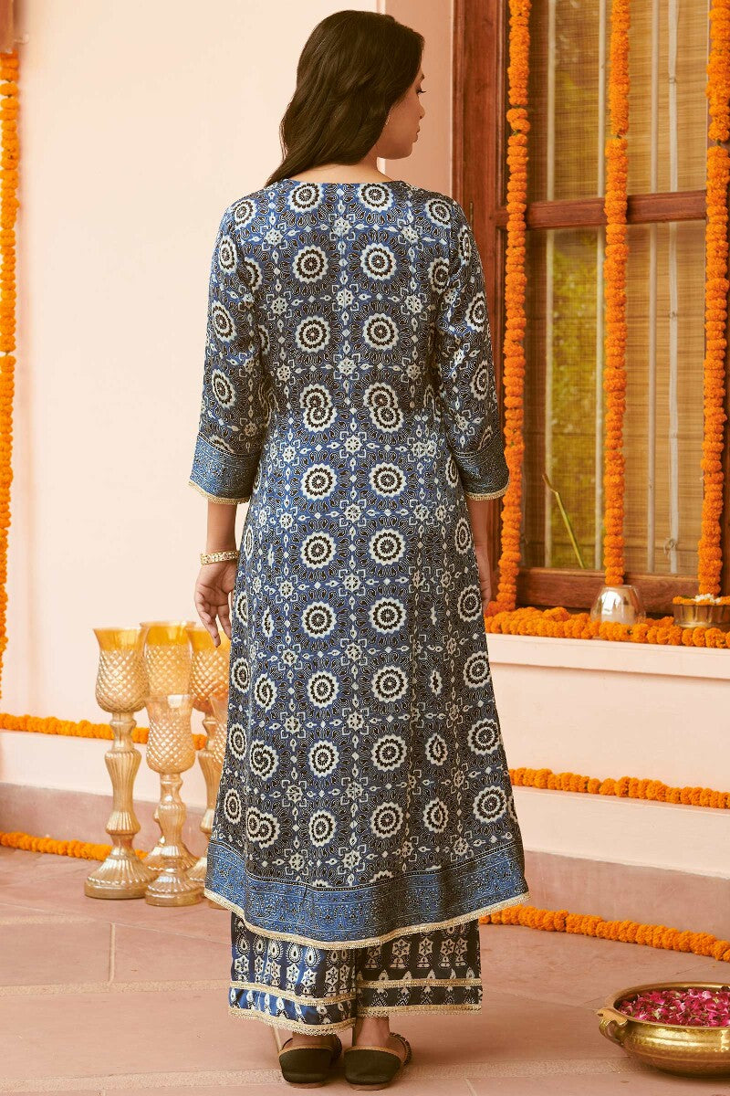 Mehrunissa Zubeida Ajrak Kurta