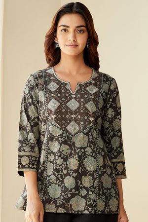 Sehra Jia Akola Top