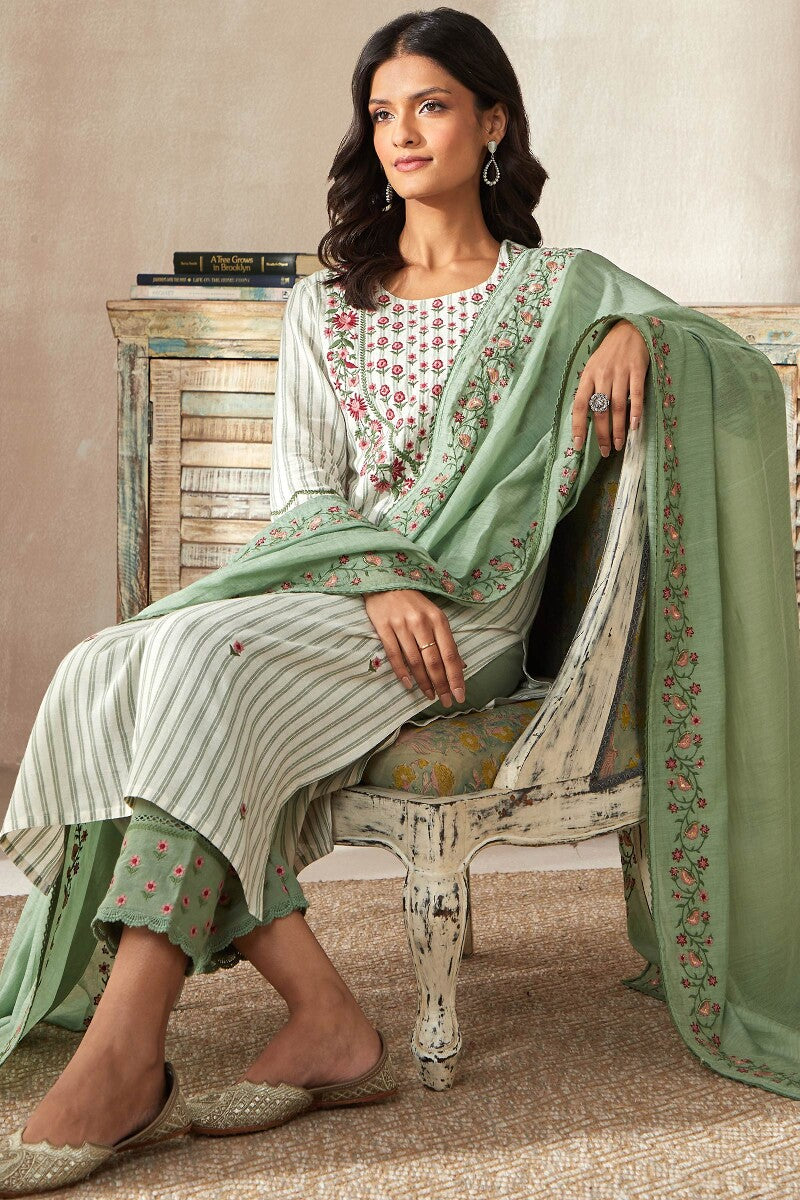 Gulbarg Faheema Kurta