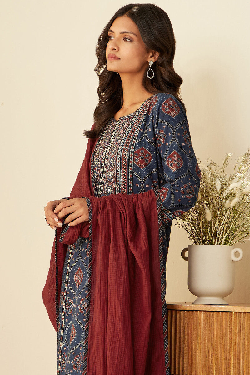 Sehra Zoya Ajrak Kurta