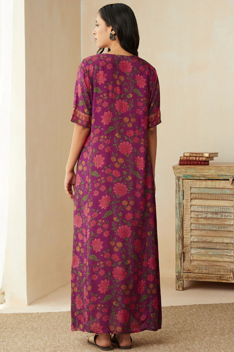 Mahnoor Siya Kaftan
