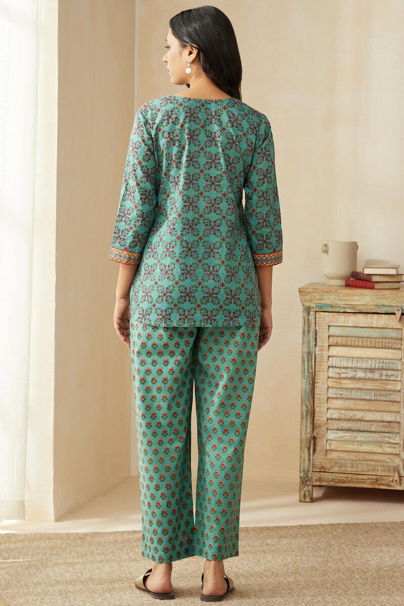 Rosheen Rahat Loungewear Set