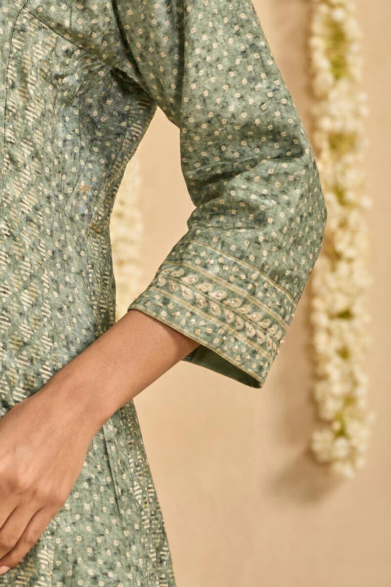 Surplus: Mehrunissa Nasrin Kurta