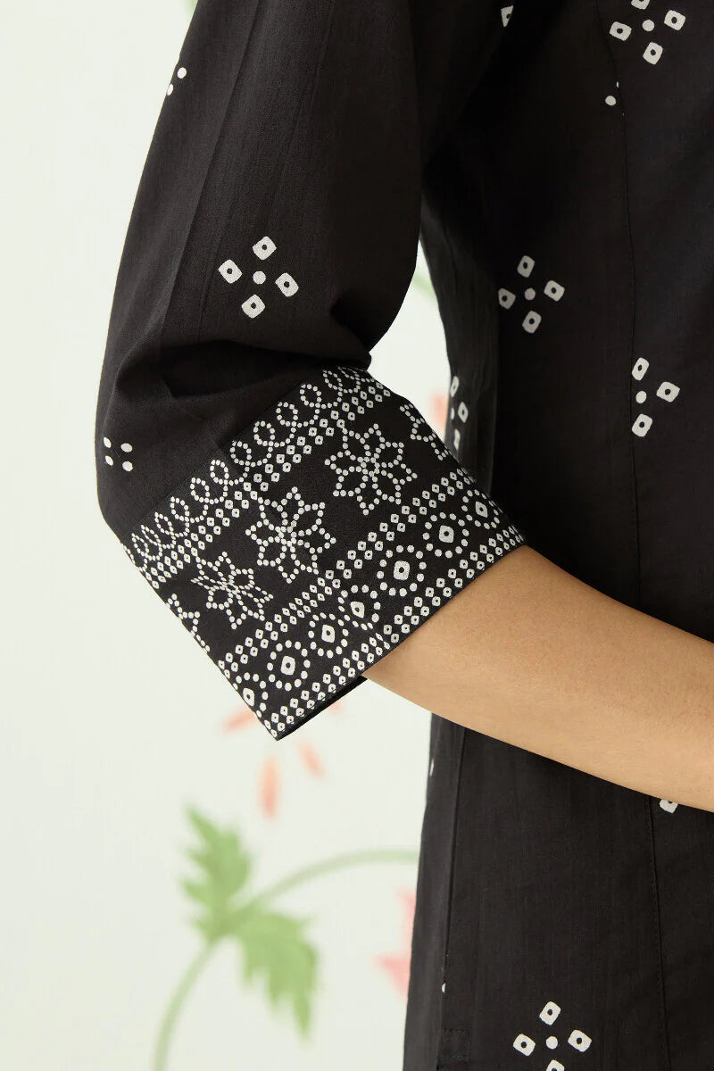 Surplus: Rangrez Maira Kurta