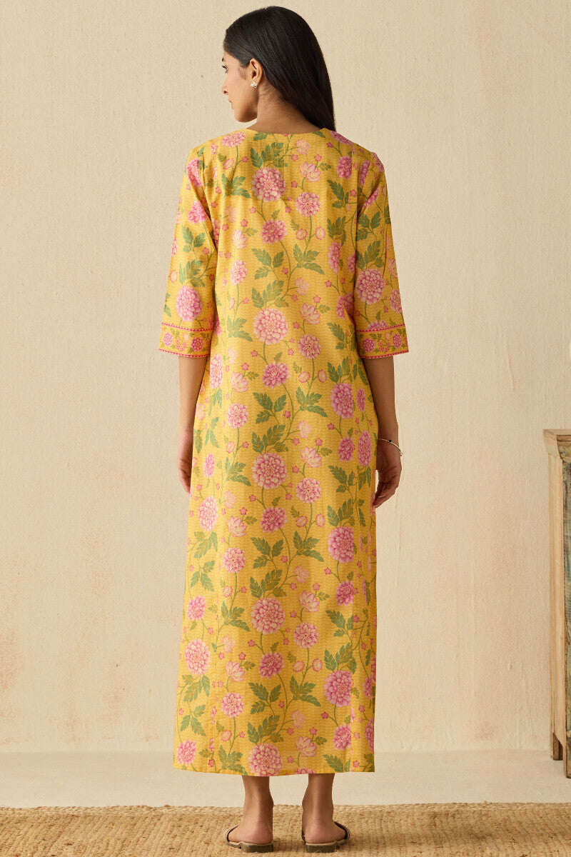 Meher Sunira Kaftan