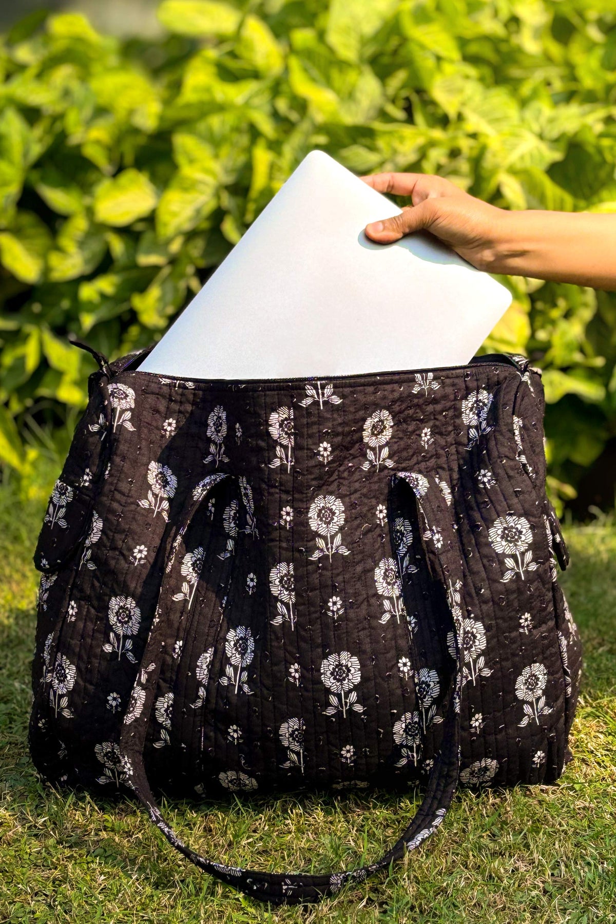Roza Meher Holdall Bag
