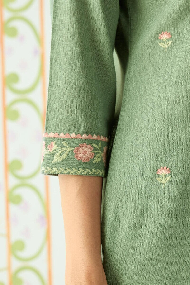 Mehraab Siya Kurta