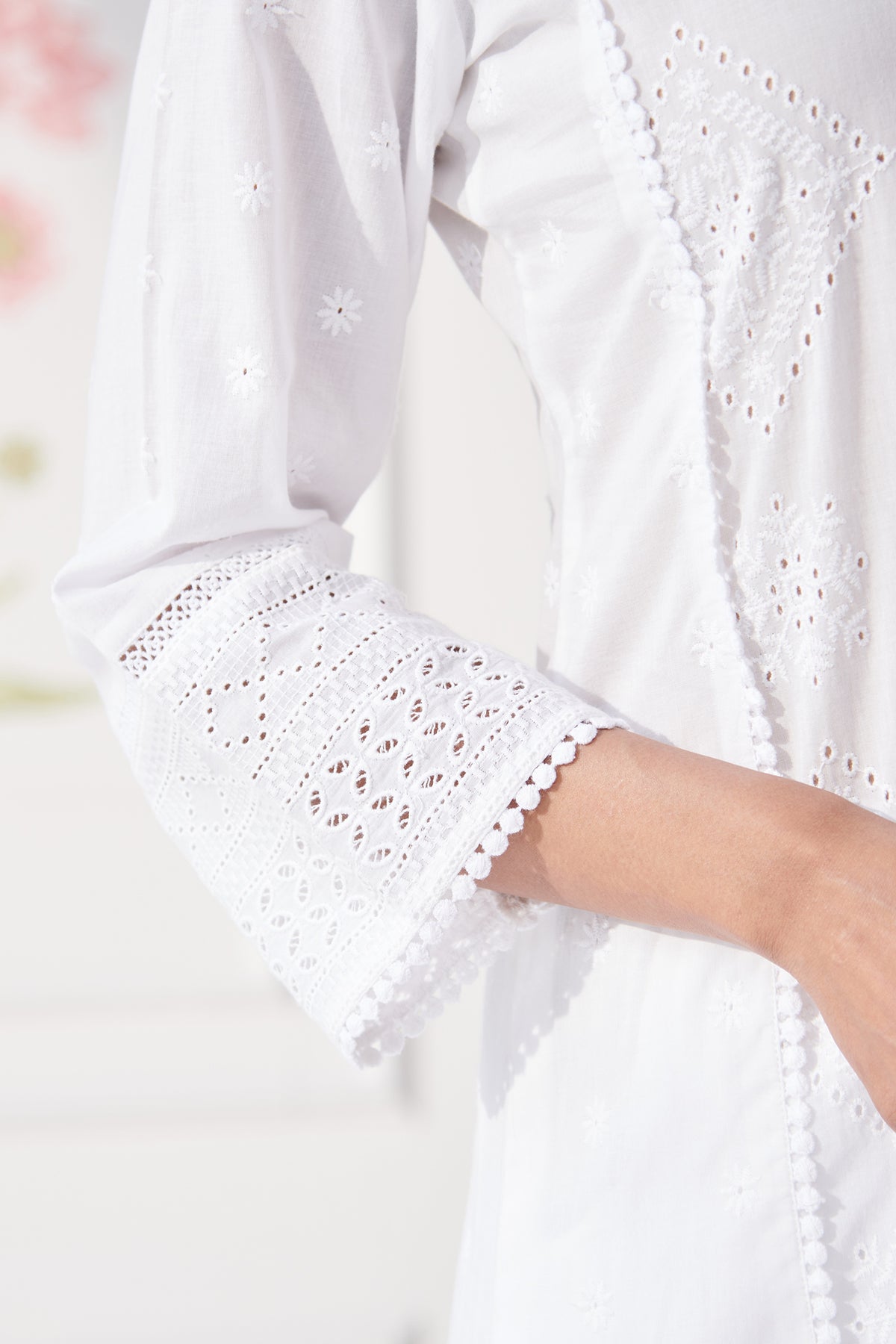 Mumtaz Tasnim White Kurta