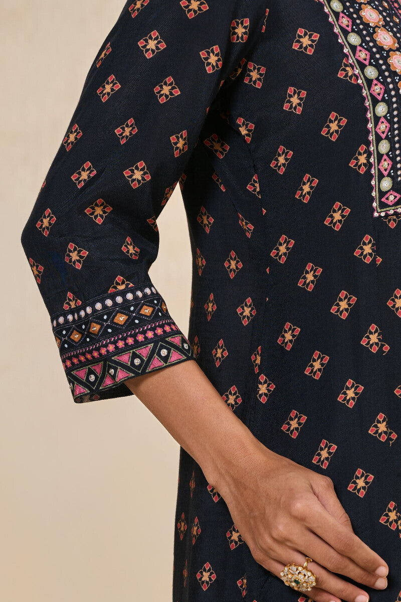 Mehrunissa Saira Kurta