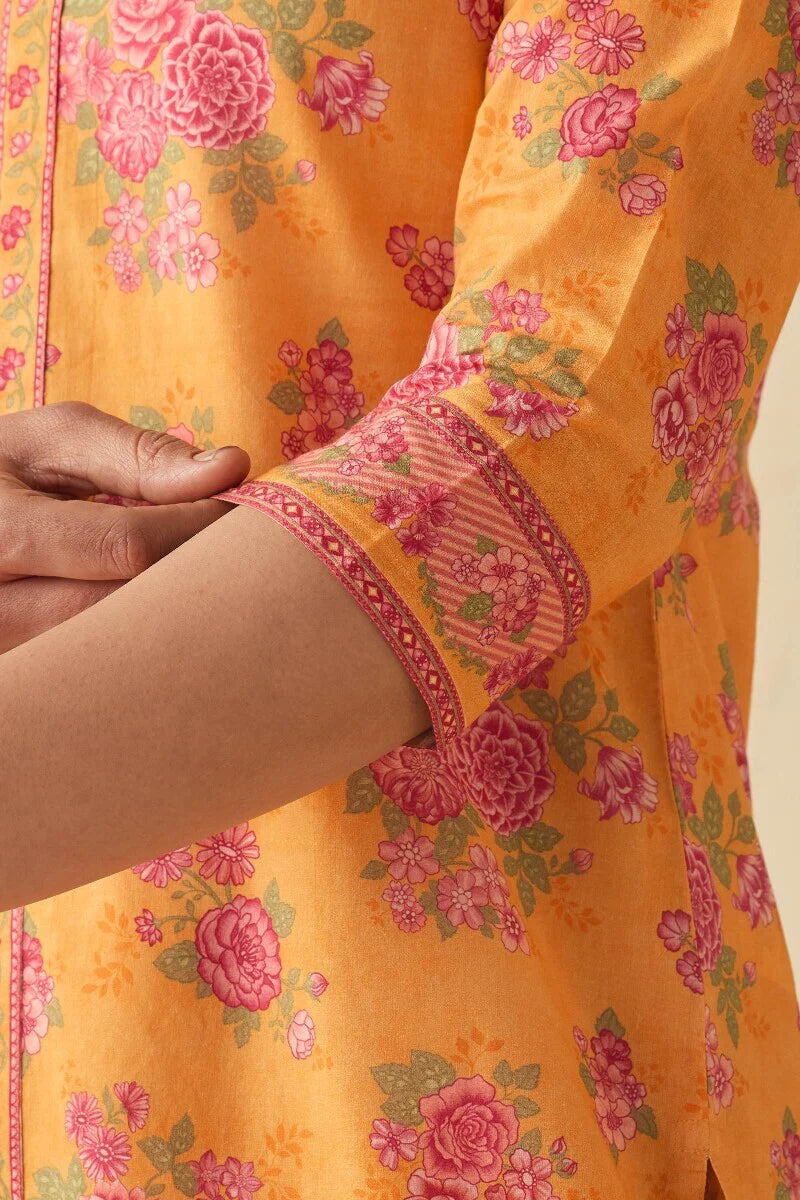 Surplus: Meher Roohi Kurta