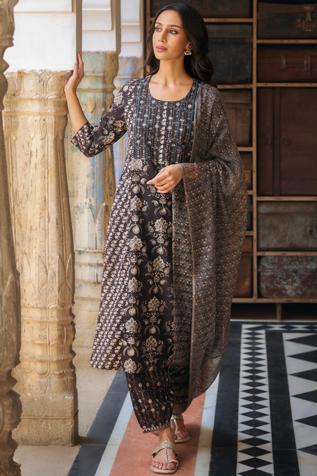Surplus: Sehra Farhat Bagru Kurta