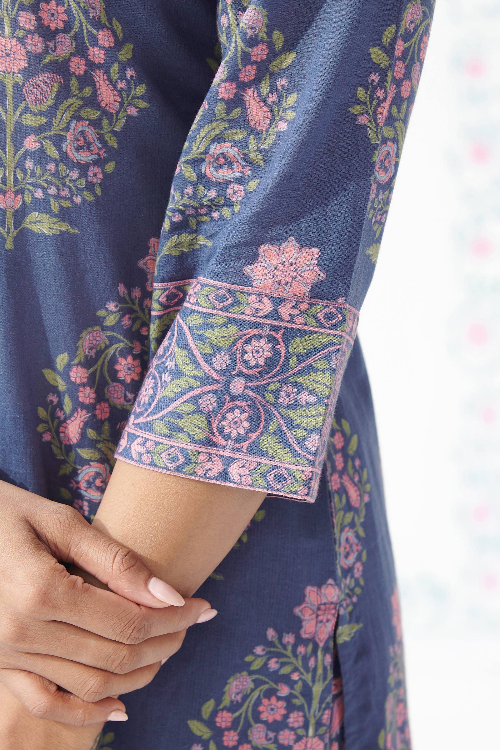 Gulbahar Shahida Kurta