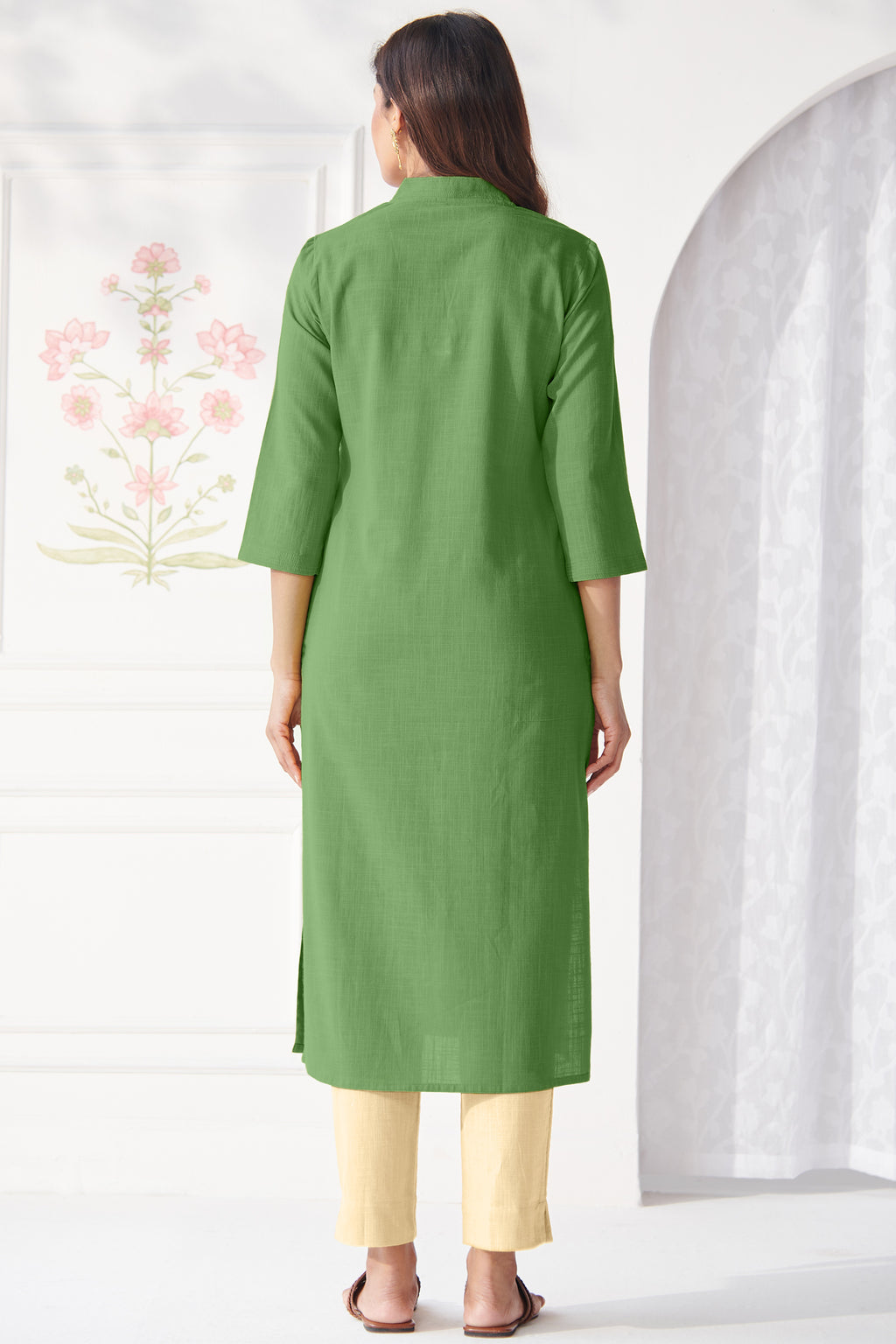 Surplus: Roza Naima Green Kurta