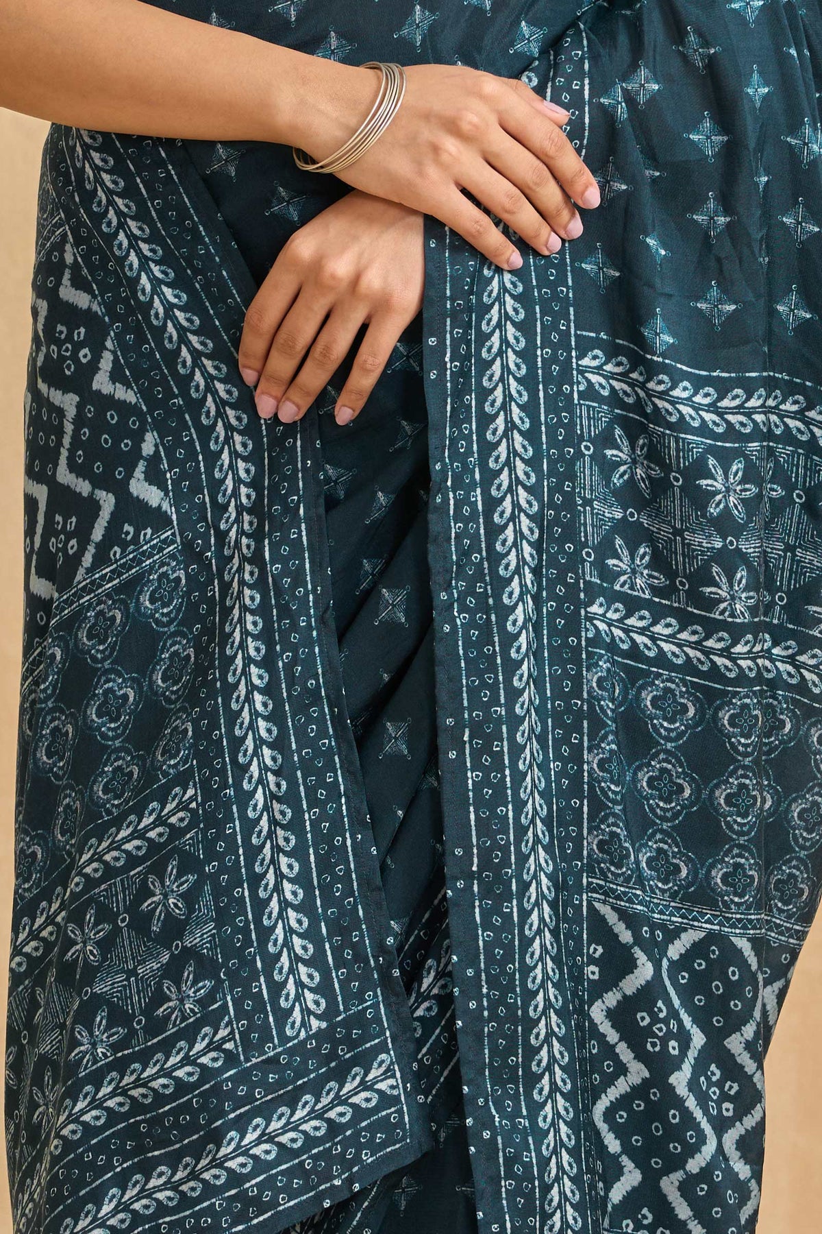 Meherzaan Zareen Saree