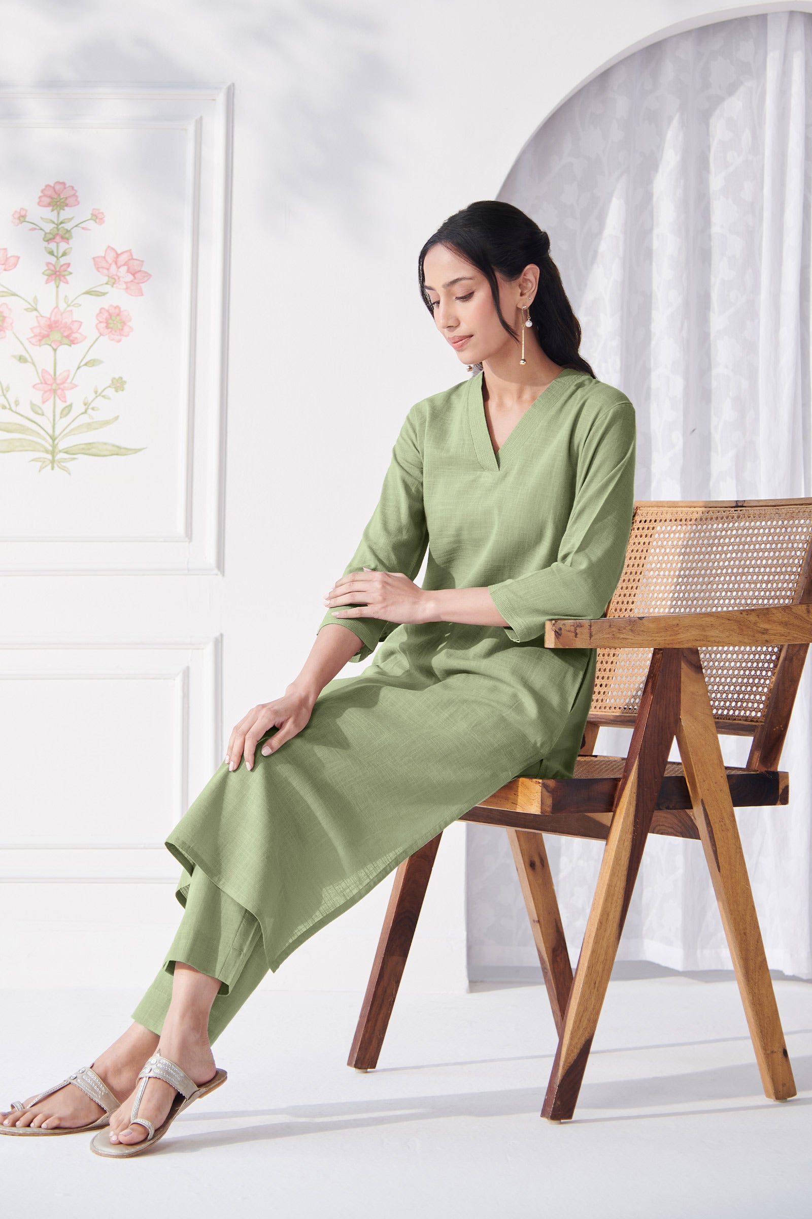 Surplus: Roza Alia Green Kurta