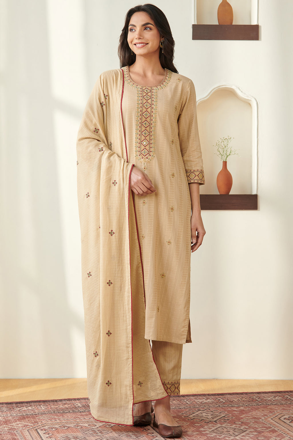 Surplus: Mehraab Rumeha Beige Kurta
