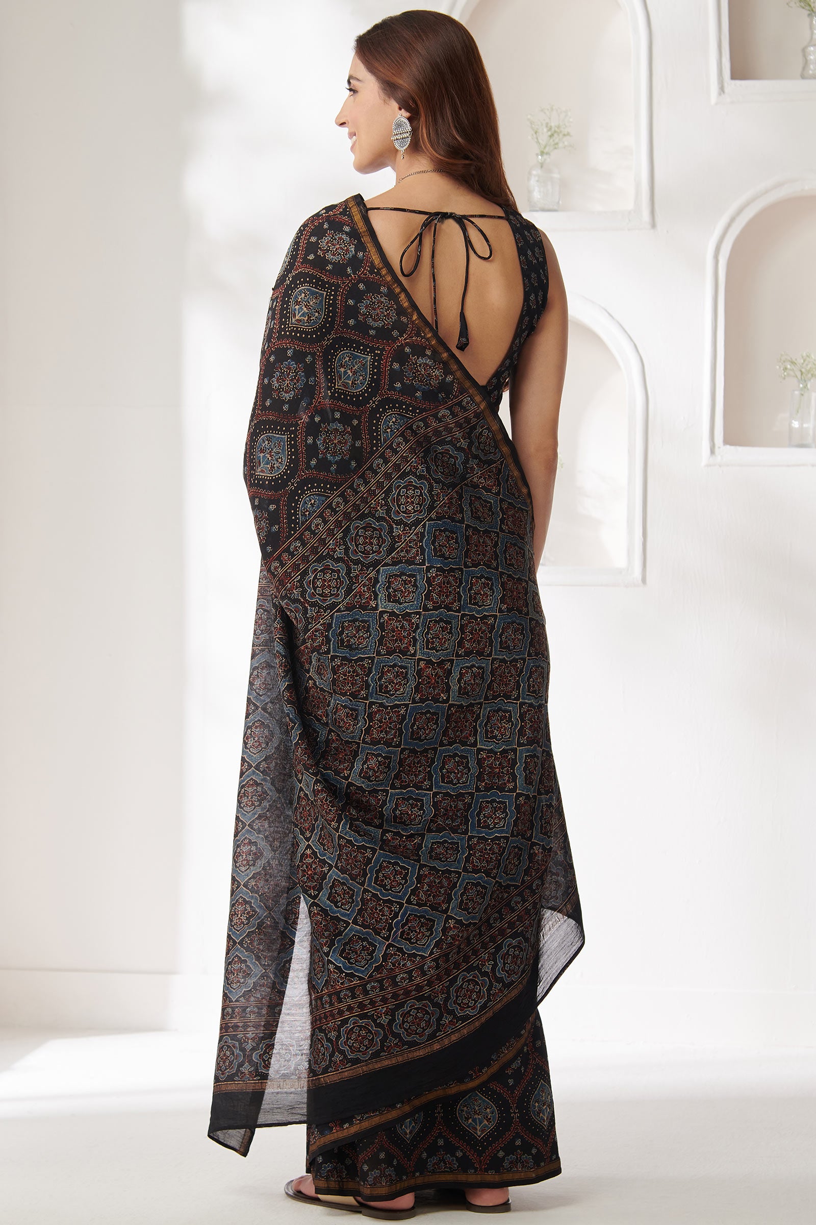 Surplus: Sehra Afreena Ajrak Saree