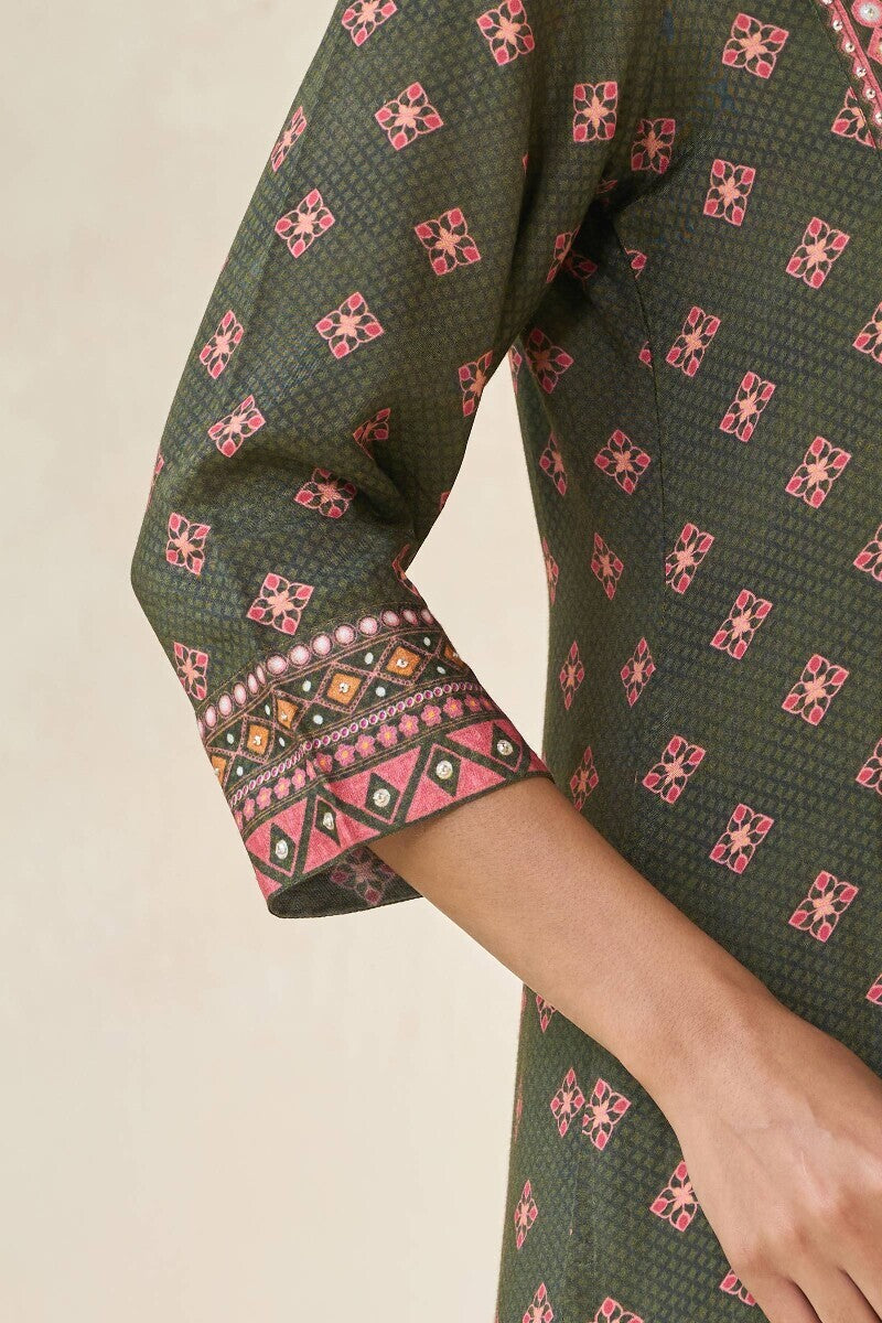 Mehrunissa Arya Kurta