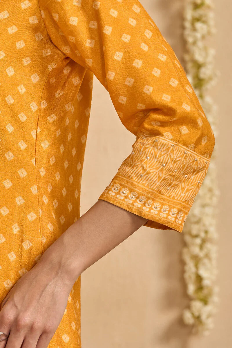 Surplus: Mehrunissa Naureen Kurta