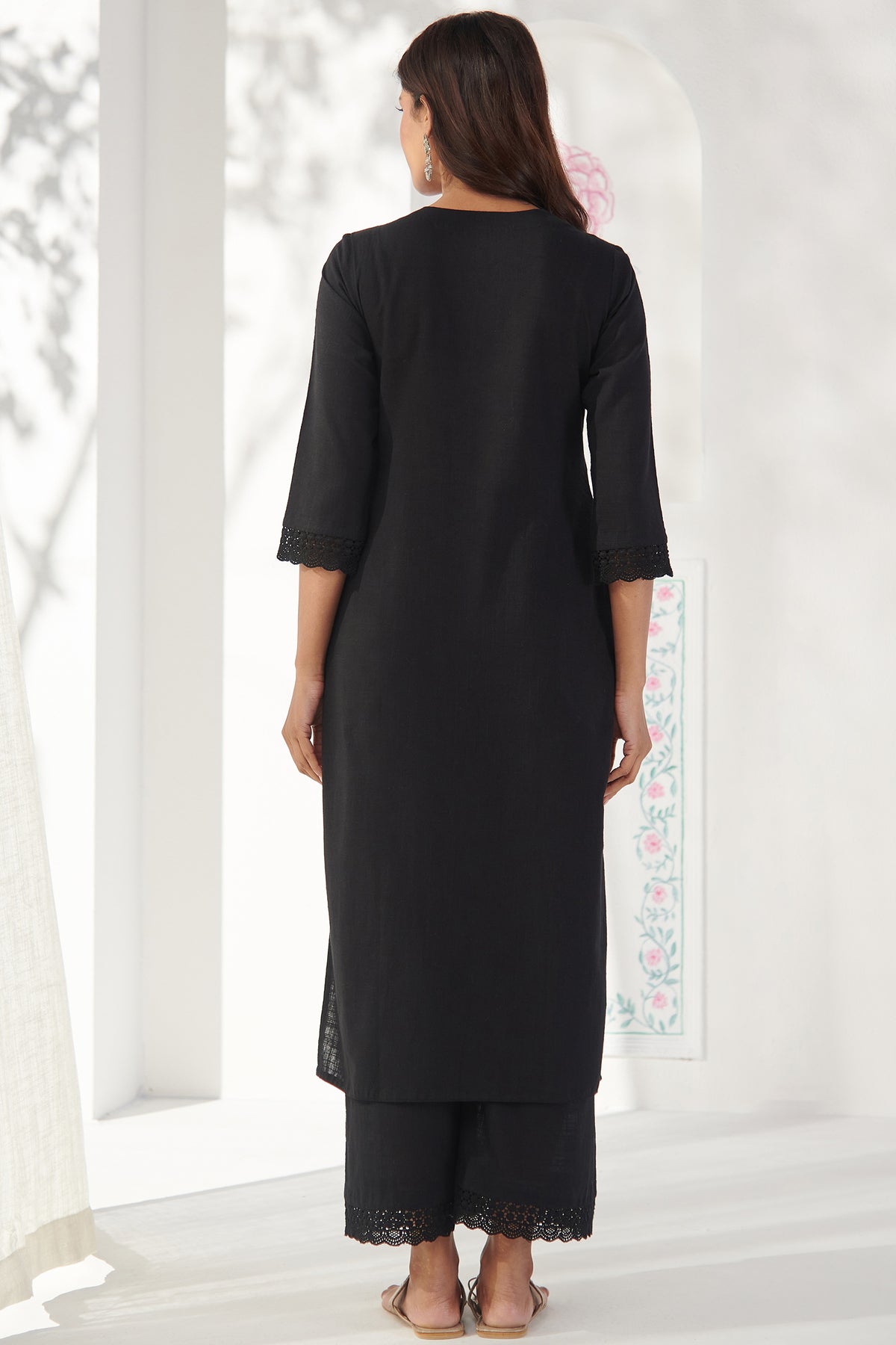 Roza Ayesha Black Kurta
