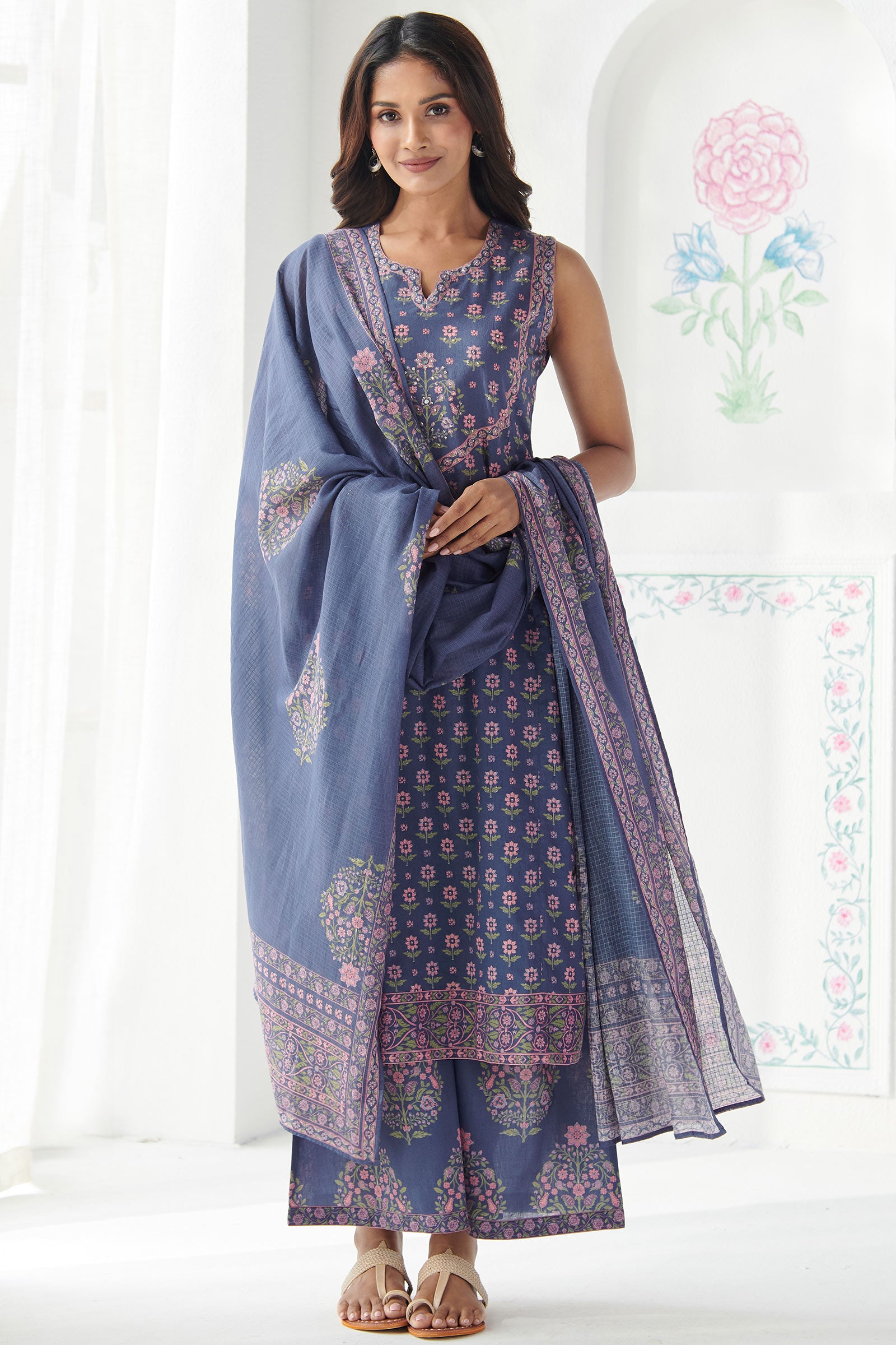 Gulbahar Mirza Kurta