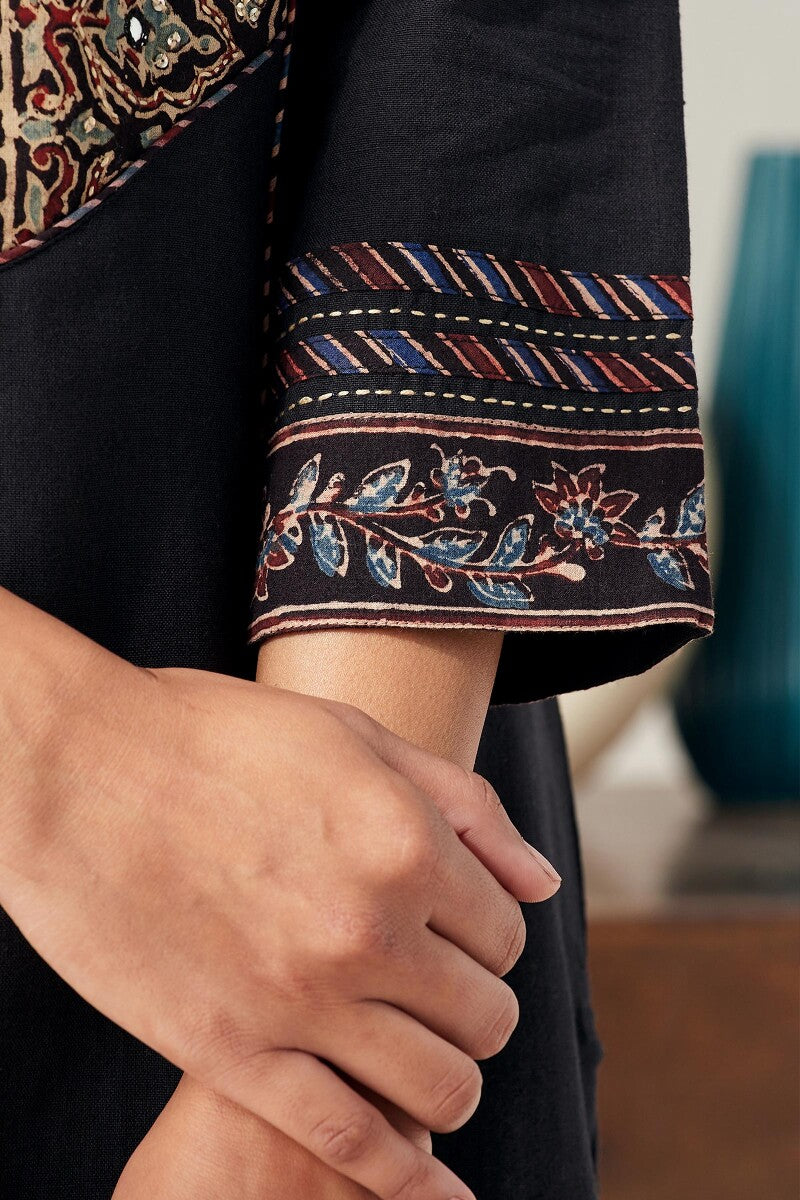 Naadirah Inaya Handloom Kurta