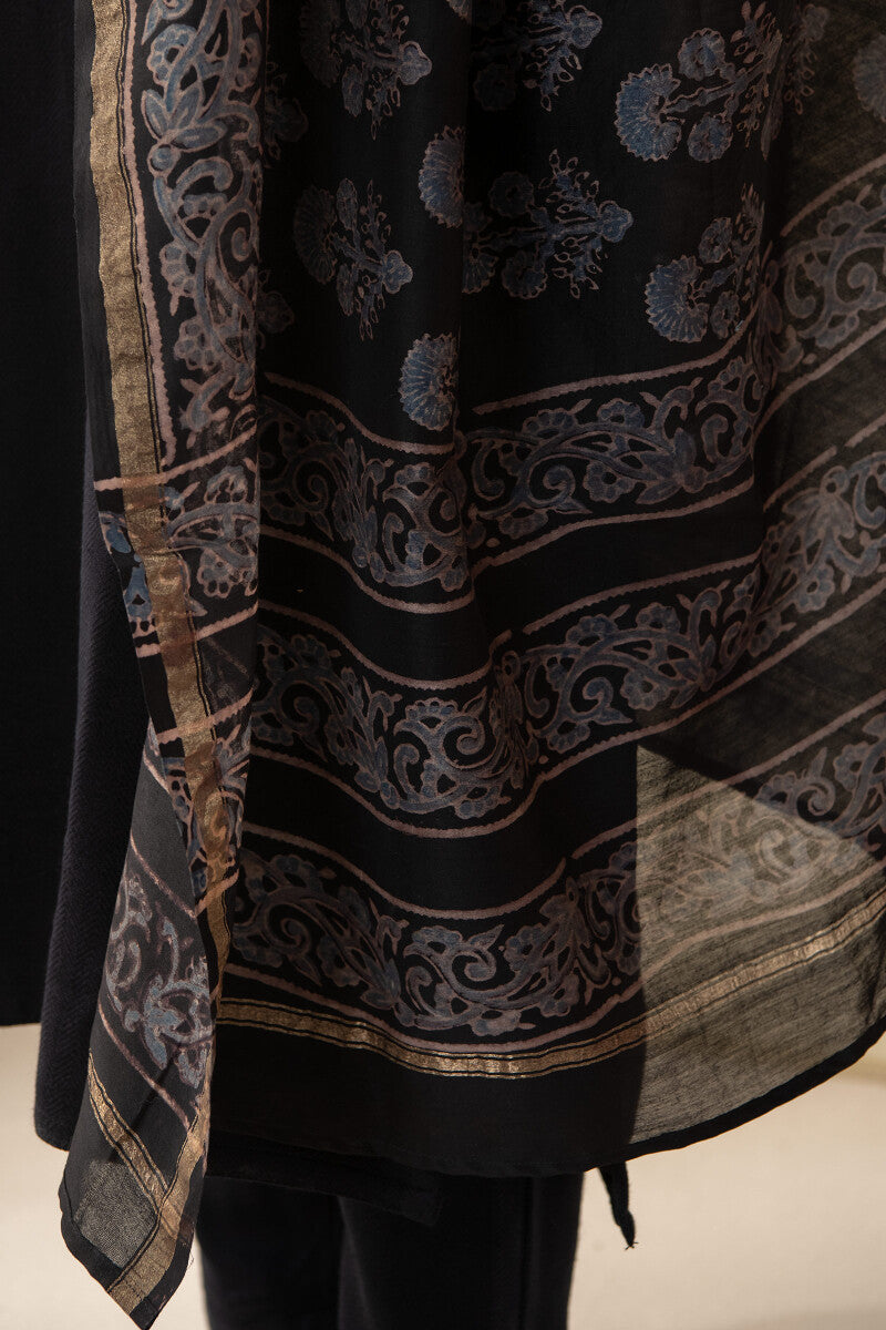 Naadirah Tazmeen Ajrak Chanderi Dupatta