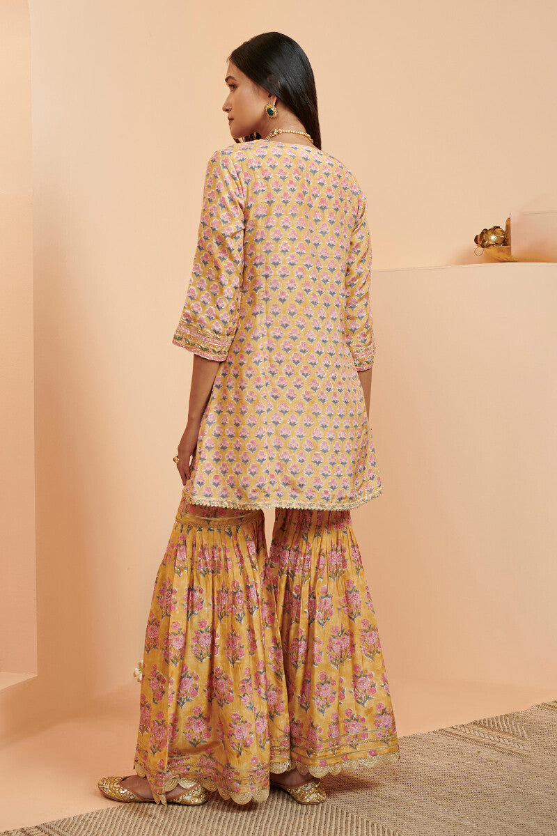 Shirin Maya Sanganeri Modal Kurta